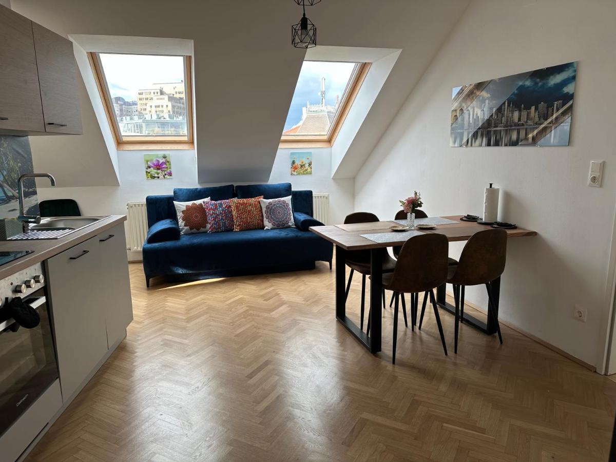 Klimatisiertes Dachgeschoss City Apartment In Zentrum Wiens Exterior photo